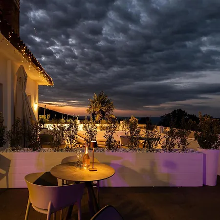Terrazza Sul Mare Alojamento de Acomodação e Pequeno-almoço *
